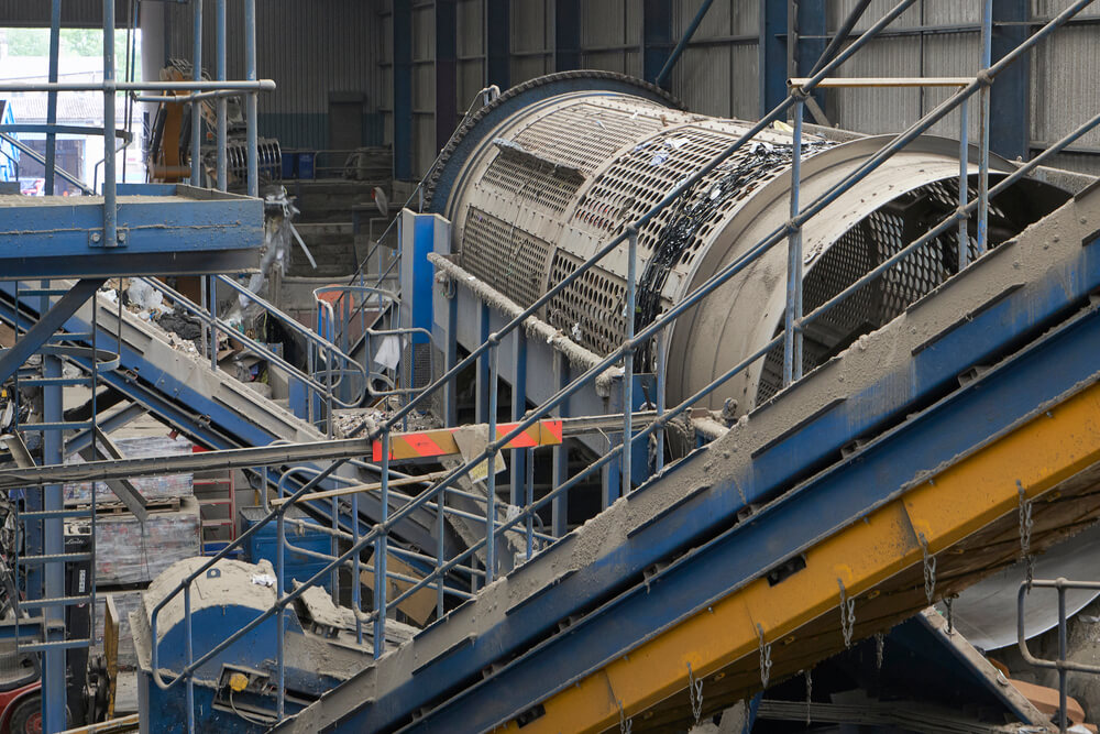 Waste trommel in the material recycling facility