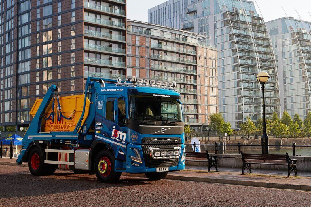 8 yard skip delivery at a customers site